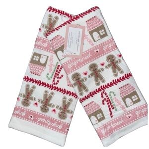 Cupcakes and Cashmere Gingerbread Kitchen Towels Pinkmas Set of 2 NWT